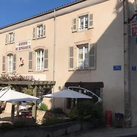 Du Ripailleur Hotel Dore-l'Eglise